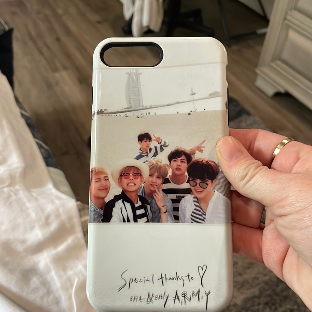 Bts iPhone 7 Plus or 8 plus white case slightly used